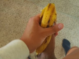 Mi Sono Masturbato Il Mio Cazzo Con La Buccia Di Banana Rionia